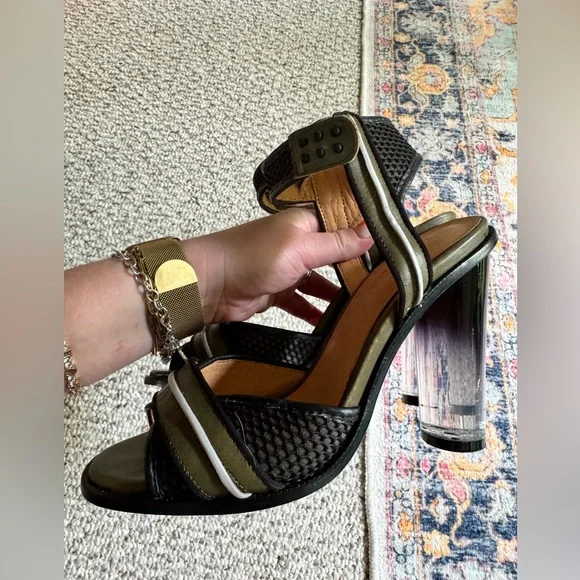 L.A.M.B. Sandals Carter Black and Green Translucent Heel 7.5 M - Picture 2 of 6